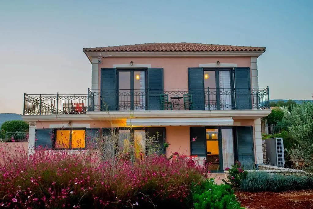 Hotel Korallis Villas Livathos